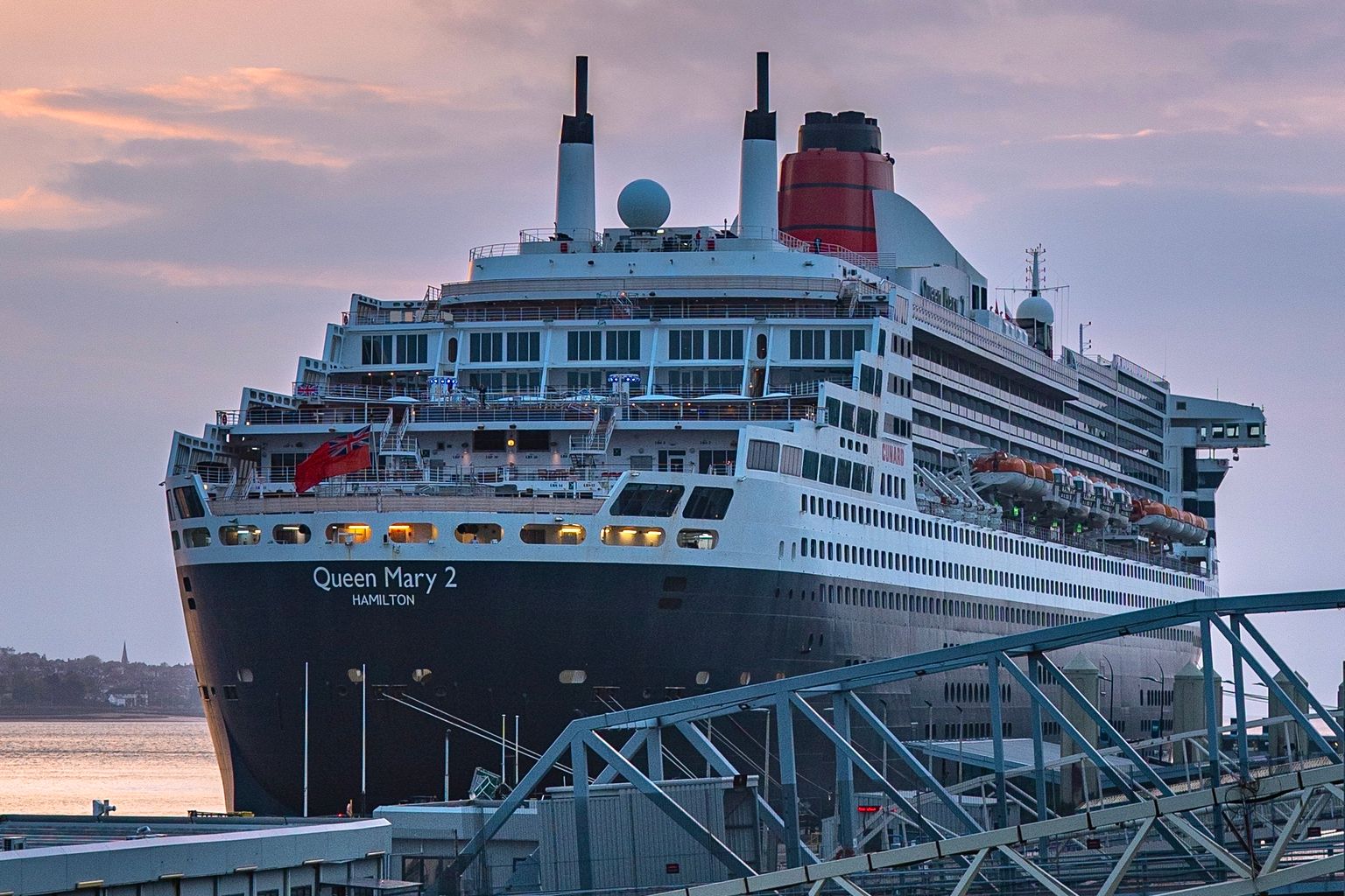 Queen Mary 2 ocean liner